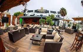 Mabrouk Hotel And Suites- Adult Only